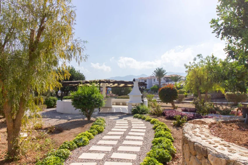 Modern 3 Bedroom Ground Floor Apartment with Resort-Style Amenities in Esentepe