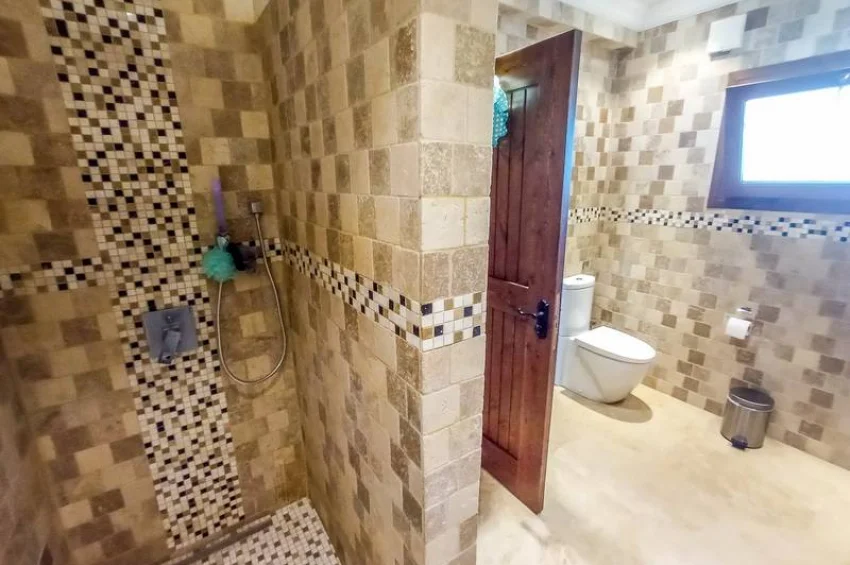 Özanköy'de Özel Havuzlu ve Muhteşem Manzaralı 4 Yatak Odalı Şık Villa