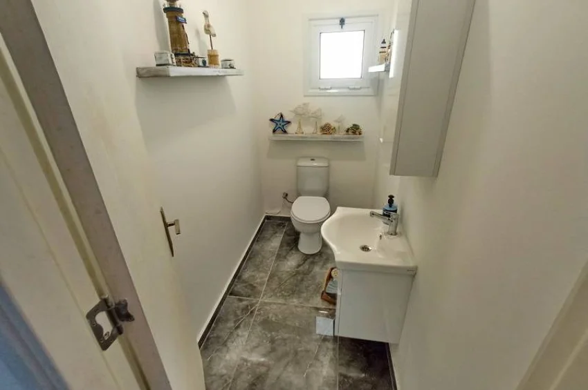 Elegant 4 Bedroom Villa with Heated Pool, Gym & Stunning Views in Ozanköy