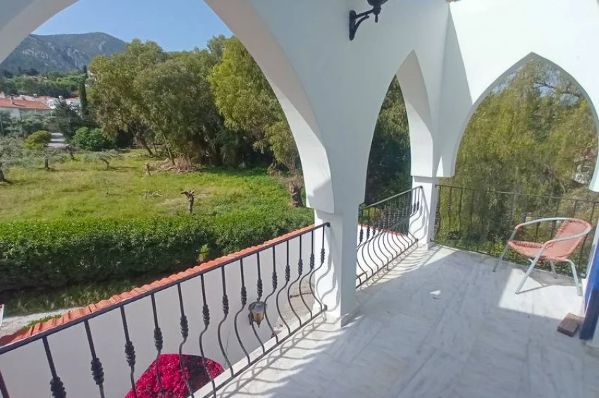 Elegant 4 Bedroom Villa with Heated Pool, Gym & Stunning Views in Ozanköy