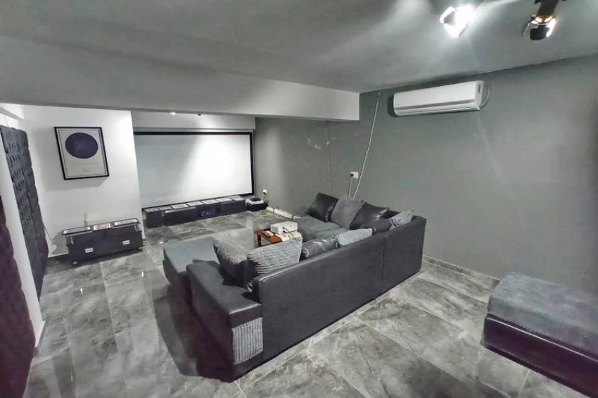 Elegant 4 Bedroom Villa with Heated Pool, Gym & Stunning Views in Ozanköy