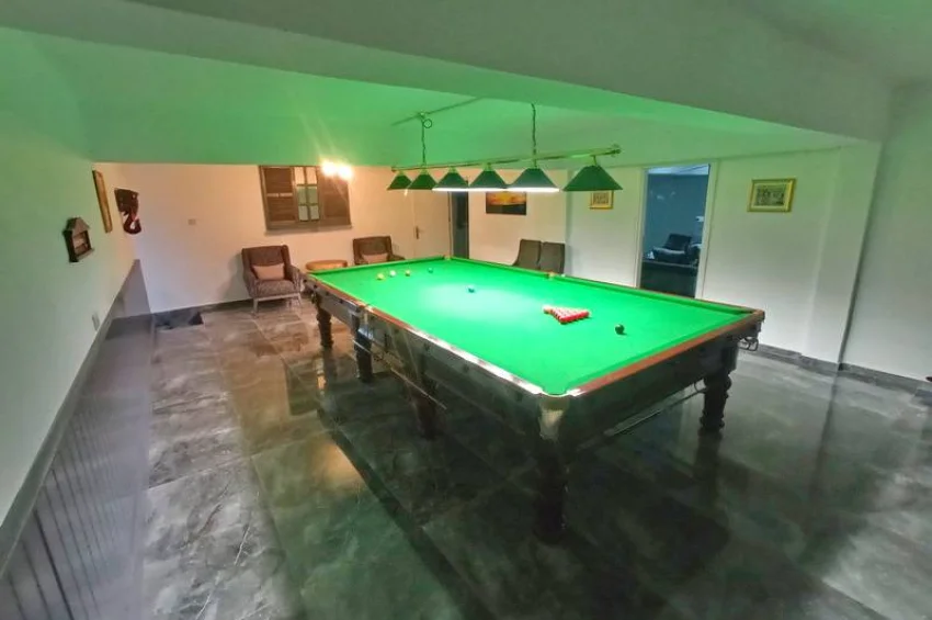 Elegant 4 Bedroom Villa with Heated Pool, Gym & Stunning Views in Ozanköy