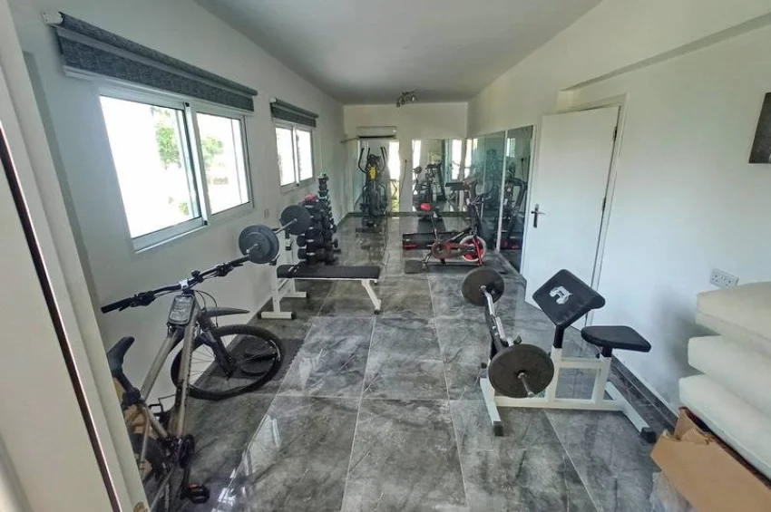 Elegant 4 Bedroom Villa with Heated Pool, Gym & Stunning Views in Ozanköy