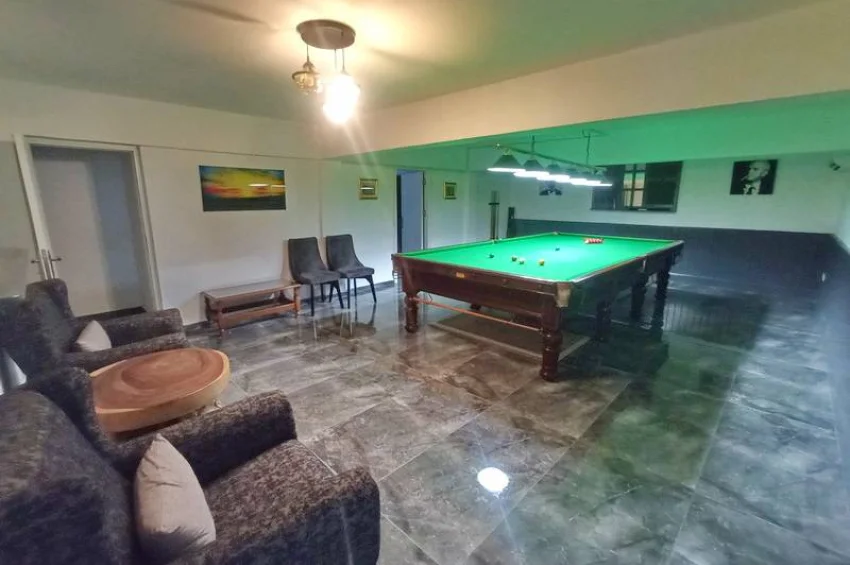 Elegant 4 Bedroom Villa with Heated Pool, Gym & Stunning Views in Ozanköy
