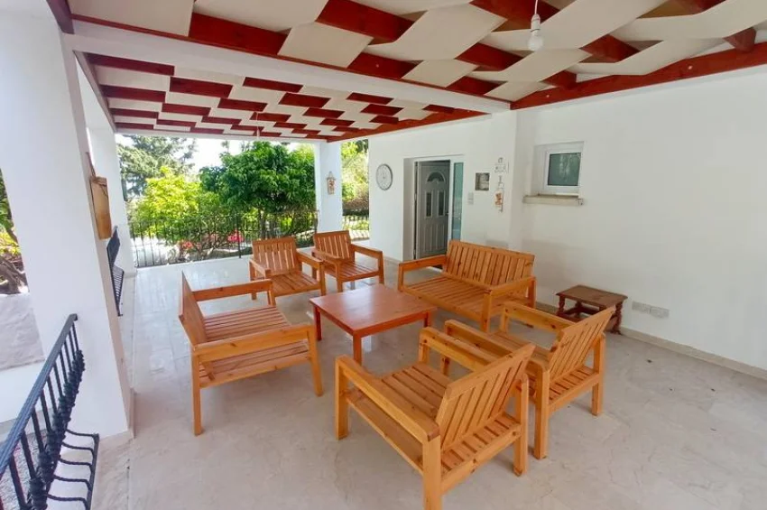 Elegant 4 Bedroom Villa with Heated Pool, Gym & Stunning Views in Ozanköy