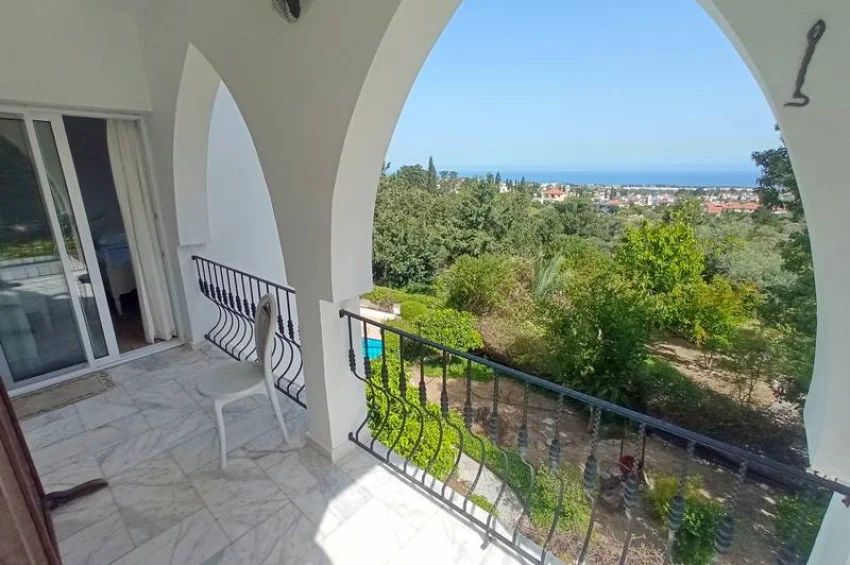 Elegant 4 Bedroom Villa with Heated Pool, Gym & Stunning Views in Ozanköy