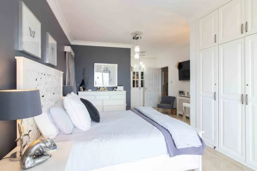 4 Bedroom Mediterranean Villa with Stunning Panoramic Views and Infinity Pool