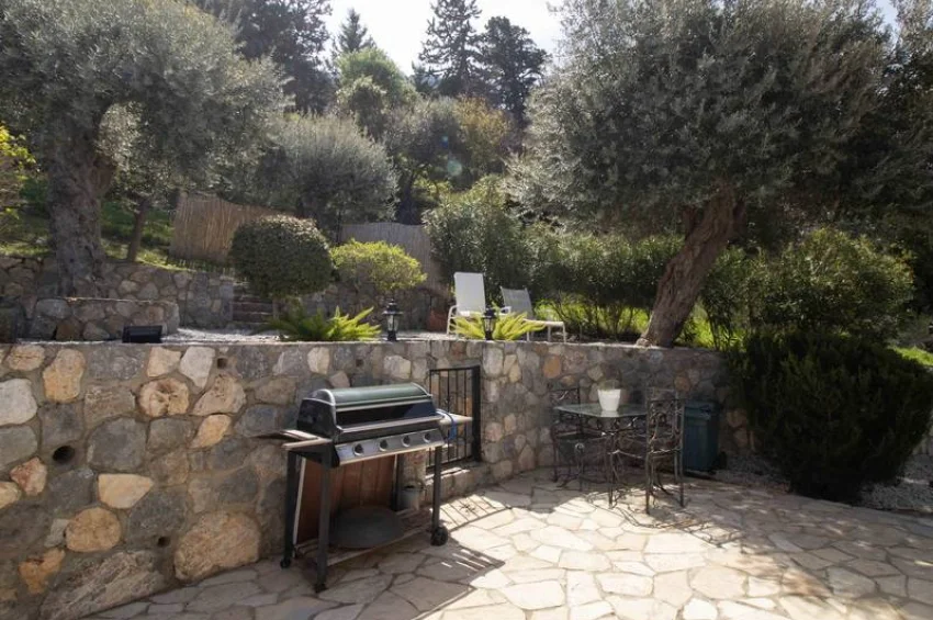 4 Bedroom Mediterranean Villa with Stunning Panoramic Views and Infinity Pool
