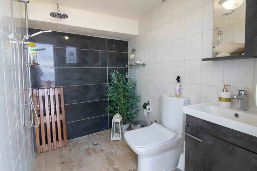 4 Bedroom Mediterranean Villa with Stunning Panoramic Views and Infinity Pool
