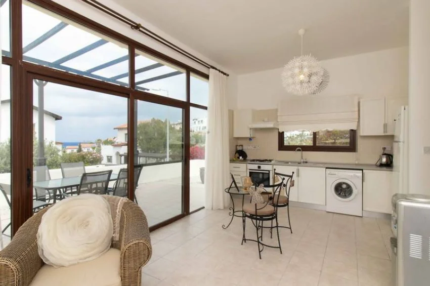 Charming 2 Bedroom Villa with Stunning Sea Views & Communal Pools