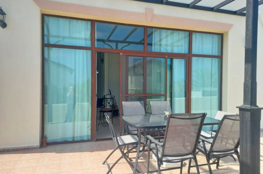 Charming 2 Bedroom Villa with Stunning Sea Views & Communal Pools