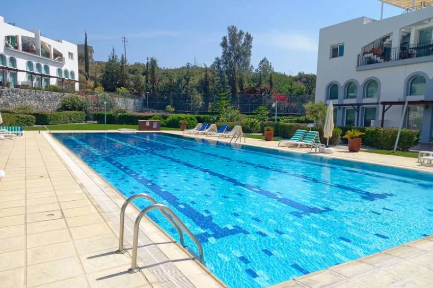 Charming 2 Bedroom Villa with Stunning Sea Views & Communal Pools