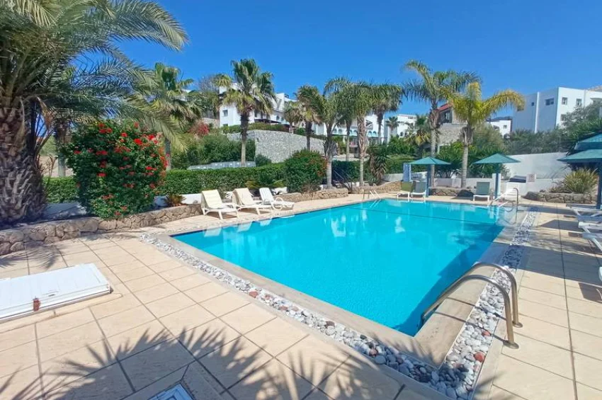 Charming 2 Bedroom Villa with Stunning Sea Views & Communal Pools