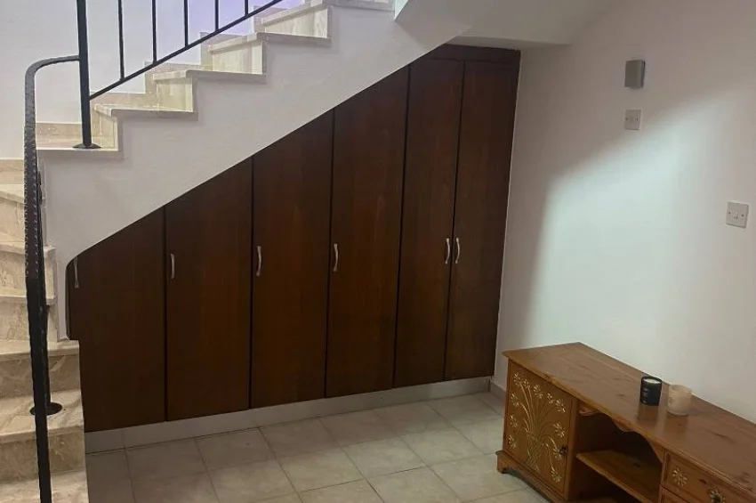 Geräumige Villa mit 4 Schlafzimmer und Meerblick – nur wenige Schritte vom Meer entfernt in Esentepe