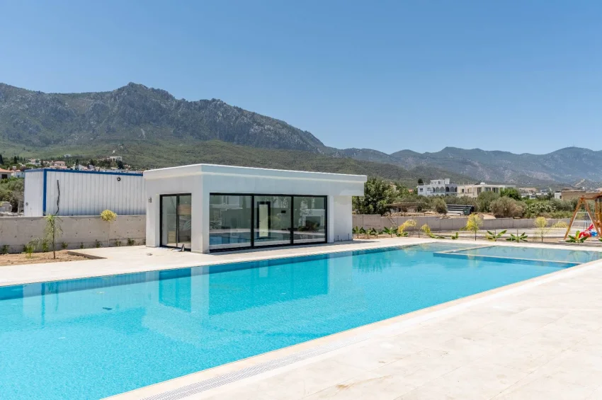 Private Villa mit 4 Schlafzimmer und Pool im Herzen der Natur zum Verkauf