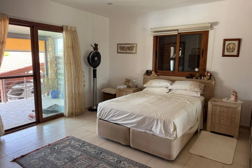 Esentepe'de Havuzlu, Deniz ve Dağ Manzaralı Kusursuz 2/3 Yatak Odalı Bungalov
