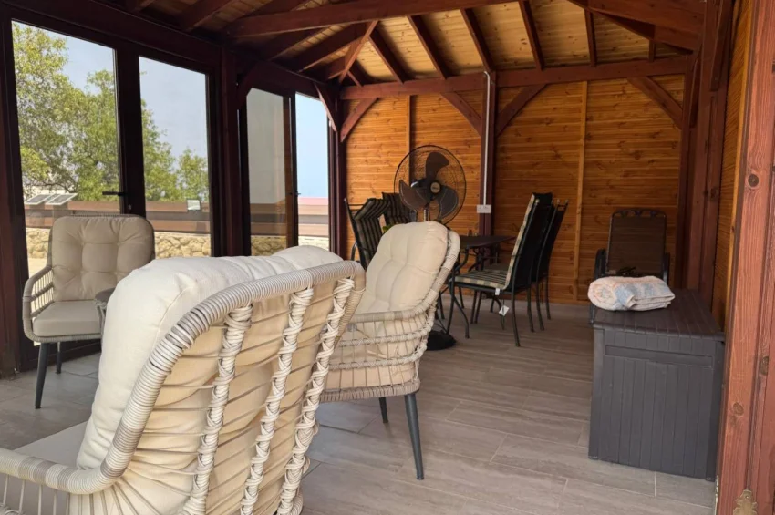Esentepe'de Havuzlu, Deniz ve Dağ Manzaralı Kusursuz 2/3 Yatak Odalı Bungalov