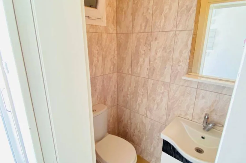 Voll möblierte 1 Schlafzimmer Wohnung mit Mieter neben der Girne American University