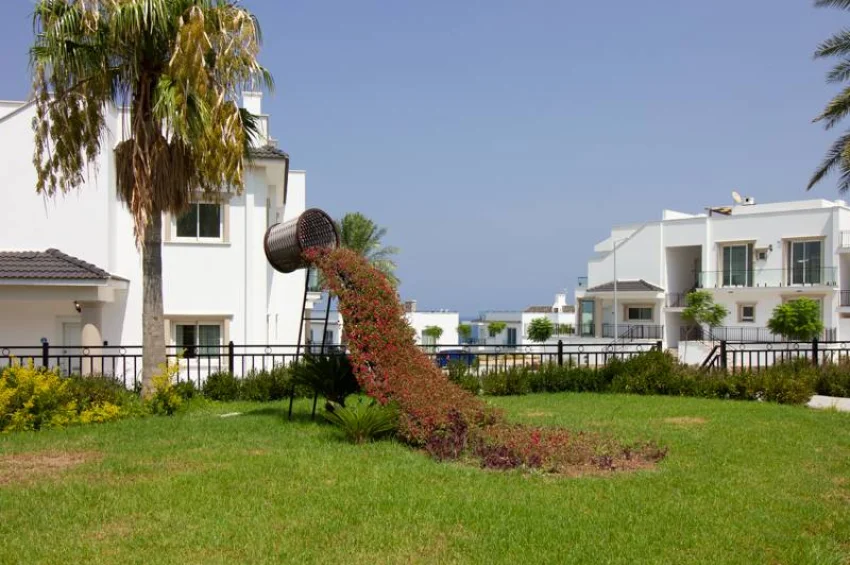 Lyxigt sjönära penthouse i Bahçeli, Kyrenia — Privat takterrass, möblerat, golvvärme