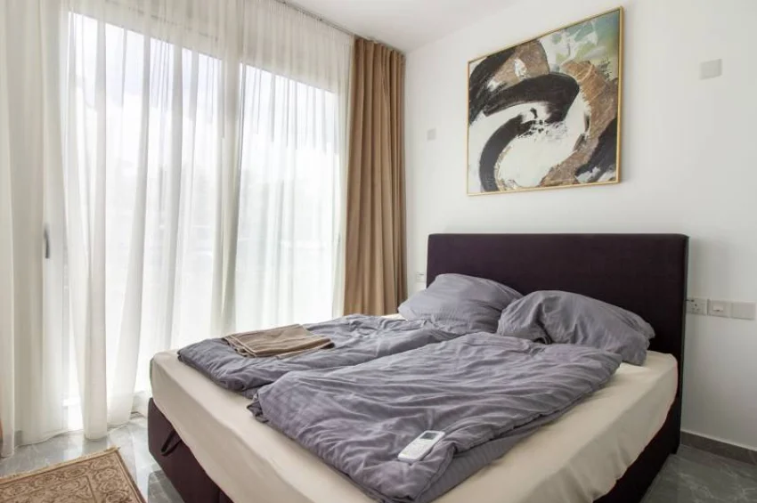 Lyxigt sjönära penthouse i Bahçeli, Kyrenia — Privat takterrass, möblerat, golvvärme