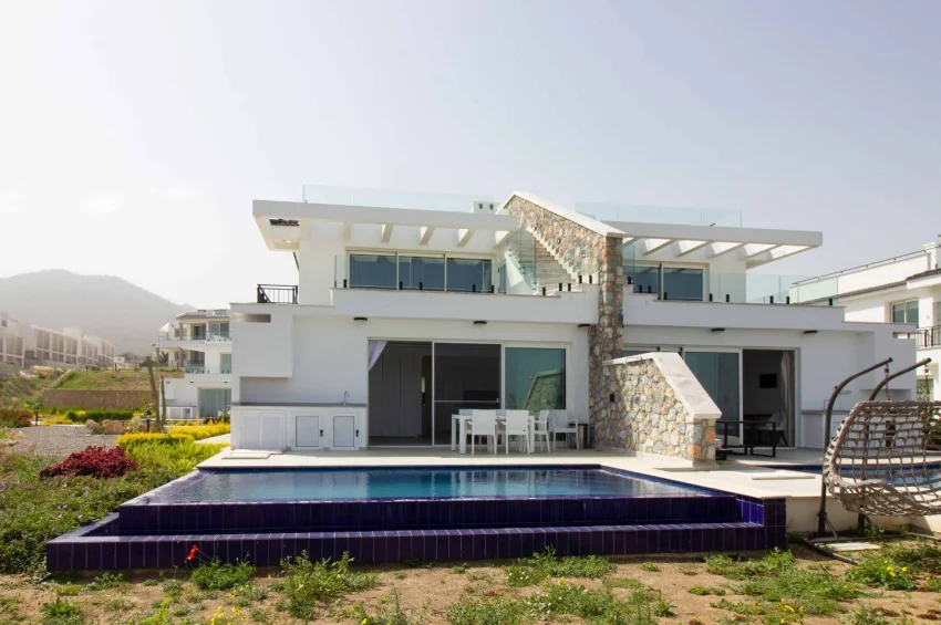 Luksusowy apartament ogrodowy przy samej plaży w Bahçeli, Kyrenia — prywatny basen, umeblowany, ogrzewanie podłogowe