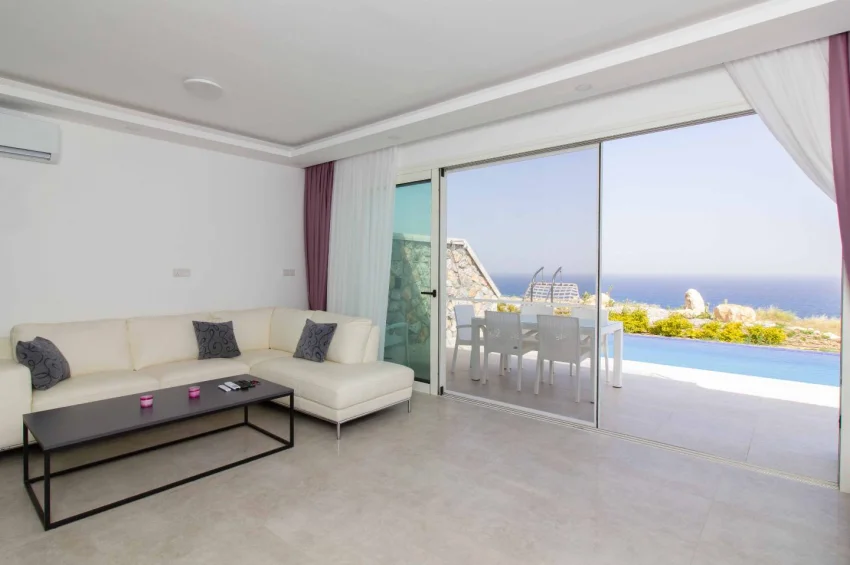 Luksusowy apartament ogrodowy przy samej plaży w Bahçeli, Kyrenia — prywatny basen, umeblowany, ogrzewanie podłogowe