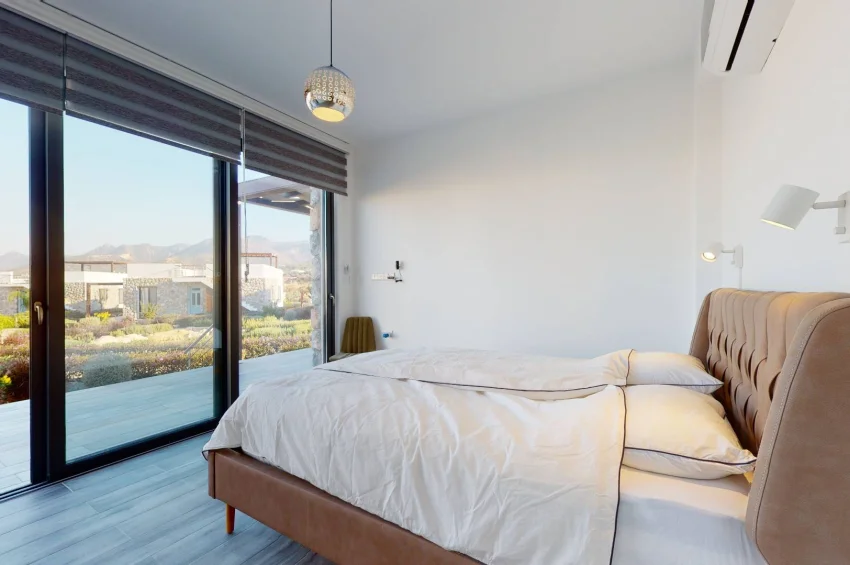 Stilig bungalow i eksklusivt kysttilfluktssted