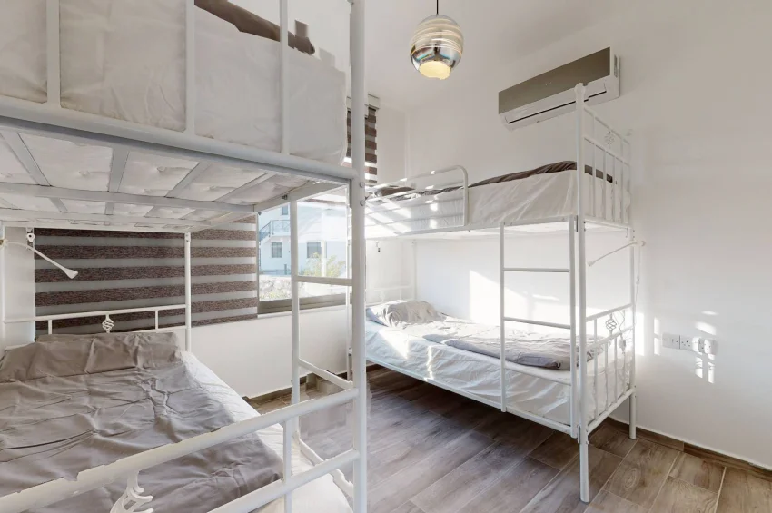 Stilig bungalow i eksklusivt kysttilfluktssted