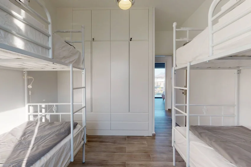 Stilig bungalow i eksklusivt kysttilfluktssted