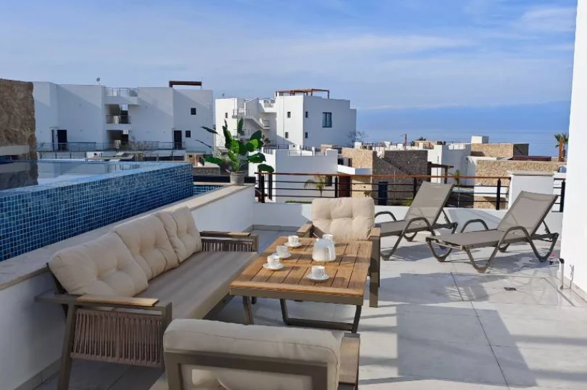 Ultraluxuriöses Penthouse mit 3 Schlafzimmer im Mykonos Homes Komplex