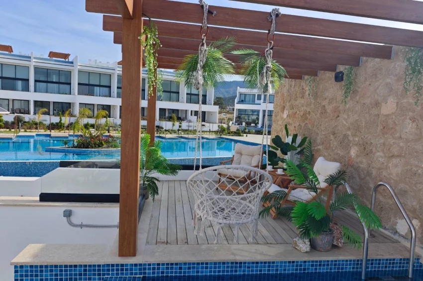 Ultraluxuriöses Penthouse mit 3 Schlafzimmer im Mykonos Homes Komplex