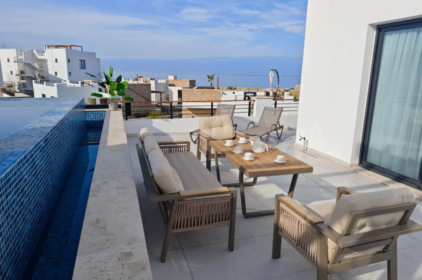 Ultraluxuriöses Penthouse mit 3 Schlafzimmer im Mykonos Homes Komplex