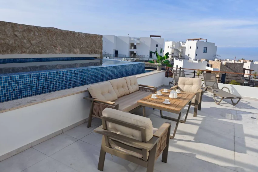Ultraluxuriöses Penthouse mit 3 Schlafzimmer im Mykonos Homes Komplex
