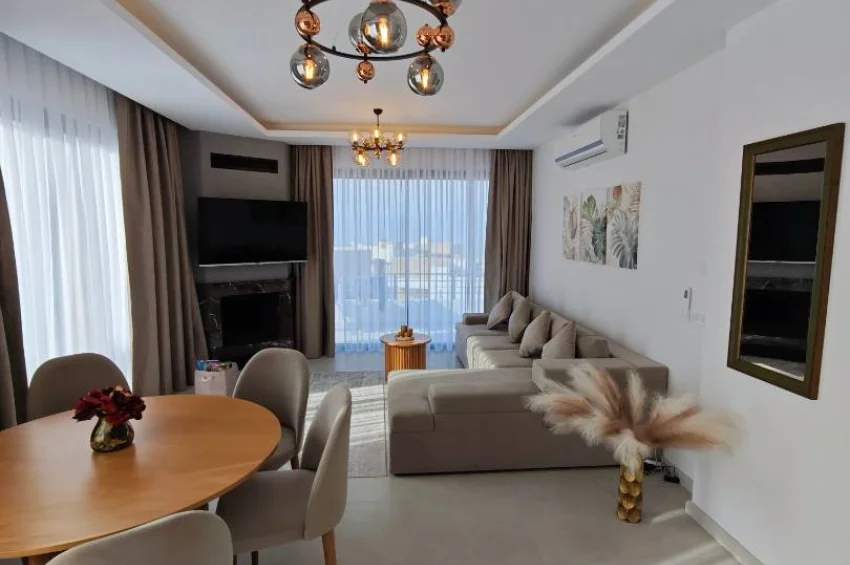 Ultraluxuriöses Penthouse mit 3 Schlafzimmer im Mykonos Homes Komplex