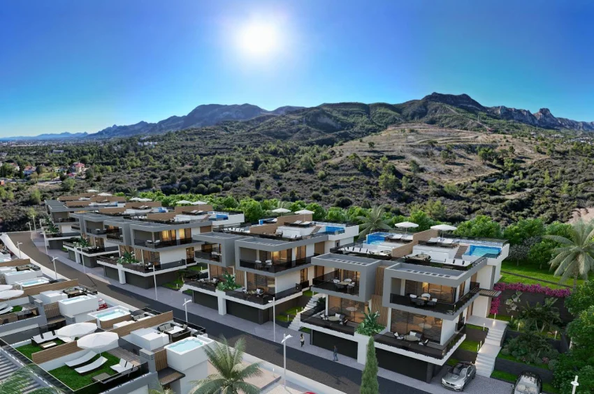 Ultraluxuriöse 3 Schlafzimmer Doppelvillen im Zentrum von Kyrenia – Dachterrasse und privater Pool