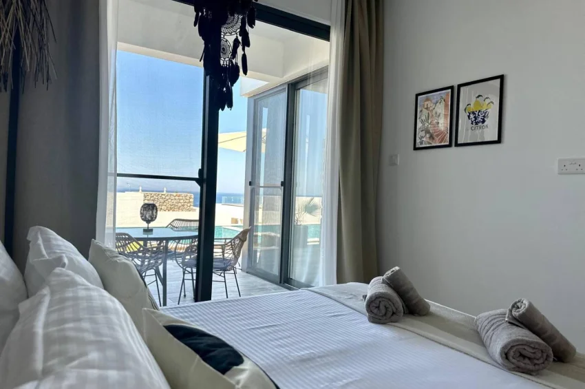 Esentepe, Kyrenia – Private Gartenwohnung mit Infinity-Pool und Meerblick