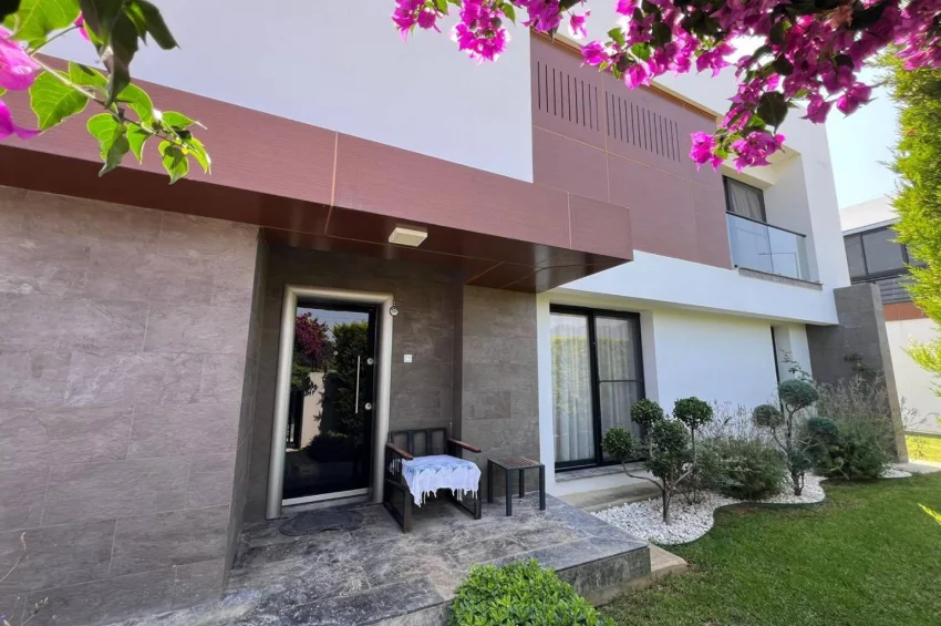 Moderne mediterrane Villa in Çatalköy – Eleganz, Privatsphäre & Smart Living