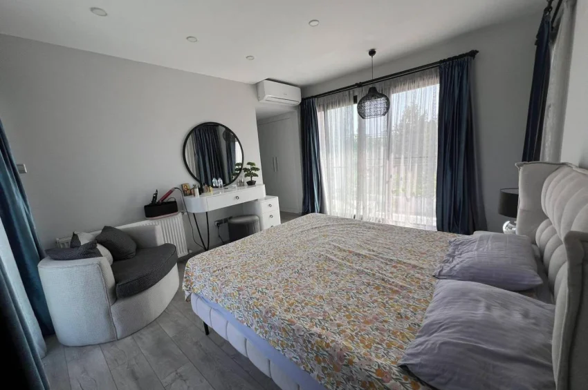Moderne mediterrane Villa in Çatalköy – Eleganz, Privatsphäre & Smart Living