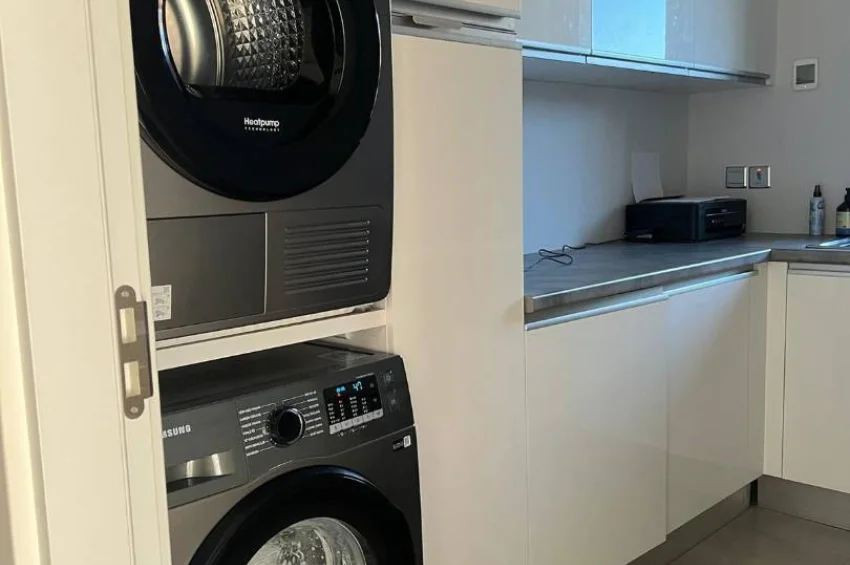 Moderne mediterrane Villa in Çatalköy – Eleganz, Privatsphäre & Smart Living