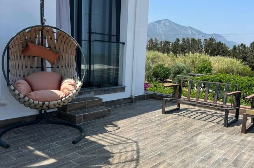 Moderne mediterrane Villa in Çatalköy – Eleganz, Privatsphäre & Smart Living