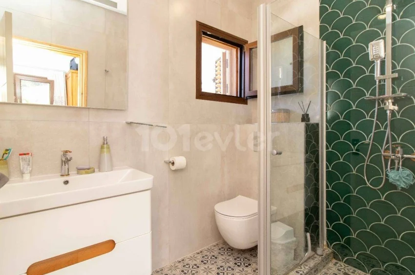 Fully Renovated Traditional Luxury Villa in Lapta – Space, Character & Coastal Living