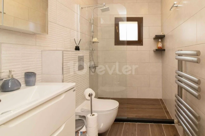 Fully Renovated Traditional Luxury Villa in Lapta – Space, Character & Coastal Living