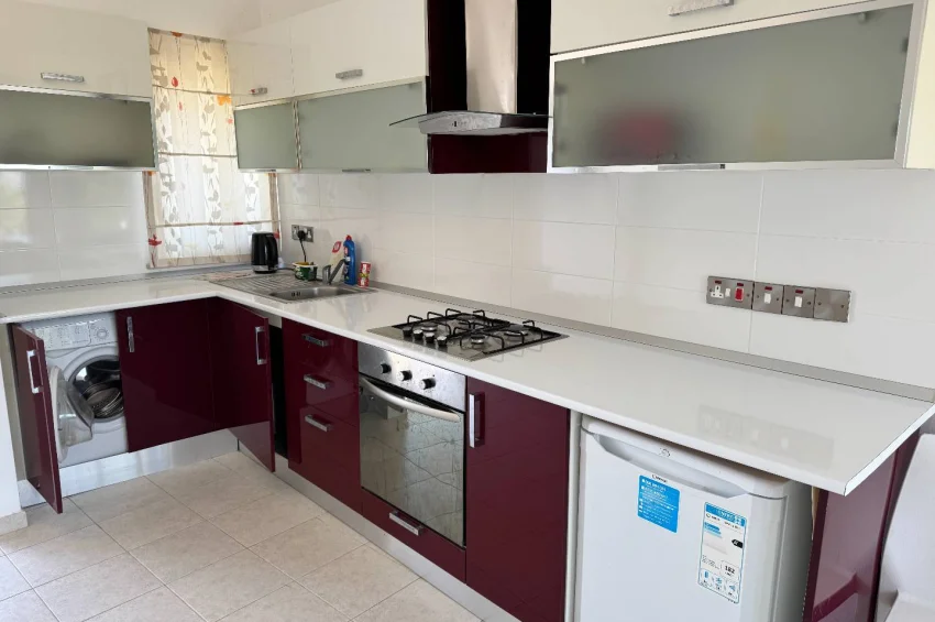Bahçeli’de Denizden Sadece 250 Metre Mesafede, Özel Çatı Teraslı 2+1 Penthouse