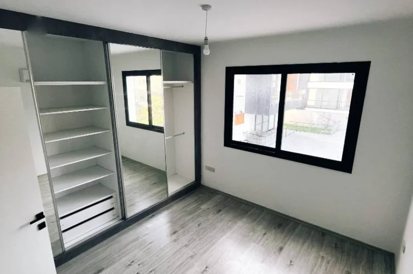 Modern 2+1 Apartment in Alsancak within a Residence with Pool