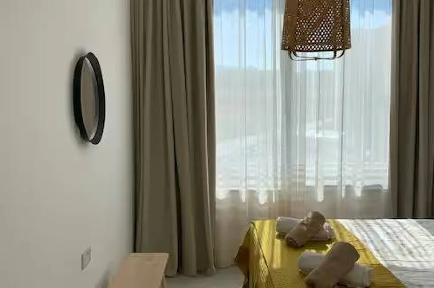Bungalow mit 3 Schlafzimmer in erster Reihe in Bahçeli – Unverbaubarer Meerblick, 150 Meter zum Strand
