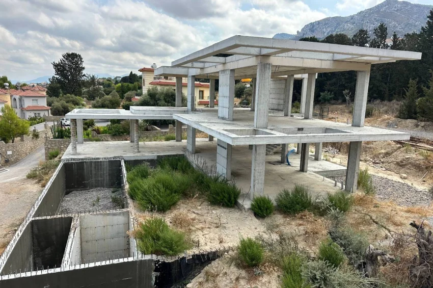 Ultralyxig villa 4+1 med privat pool och havsutsikt i Bellapais, Kyrenia