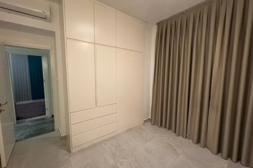 Willa z 3 sypialniami w Küçük Erenköy – duża działka, strefa jacuzzi, 180 metrów do plaży