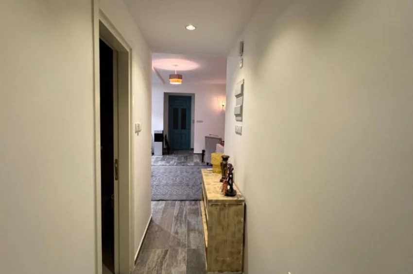 Willa z 3 sypialniami w Küçük Erenköy – duża działka, strefa jacuzzi, 180 metrów do plaży