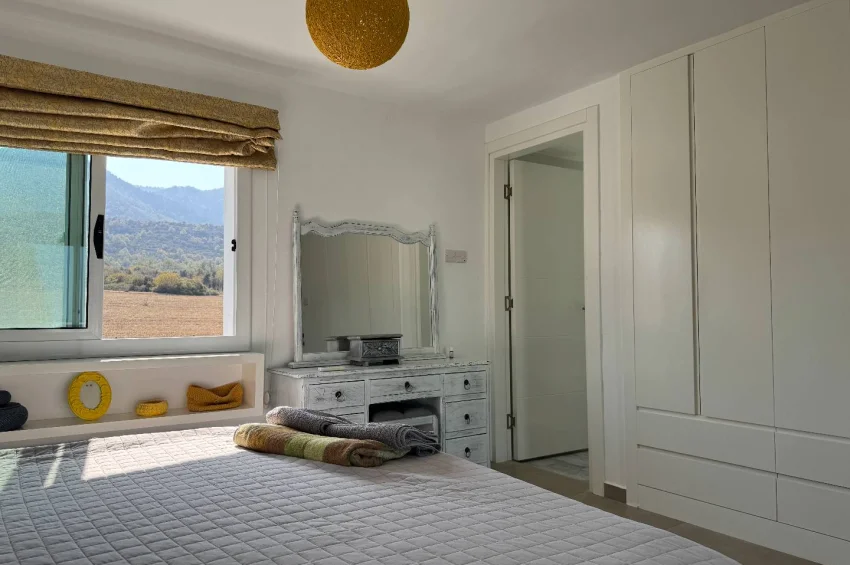 Luksusowy apartament dwupoziomowy 3+2 w Küçük Erenköy z dużym ogrodem, po kompleksowym remoncie