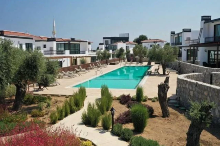 3 Bedroom Mediterranean-Style Villa in Doğanköy, Secure Gated Community, Spacious Garden and High Living Comfort in the City